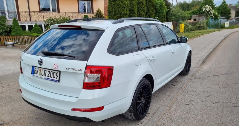 Skoda Octavia cena 31900 przebieg: 275000, rok produkcji 2015 z Zator małe 562